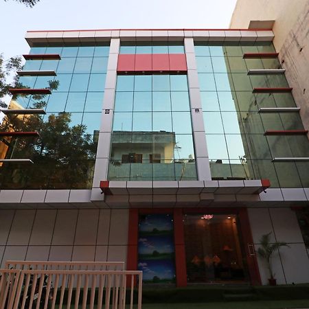 Hotel O Cloud New Delhi Exterior foto